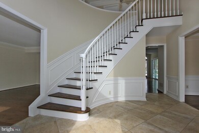 12720 Heatherford Place, Fairfax, VA 22030 - photo 2