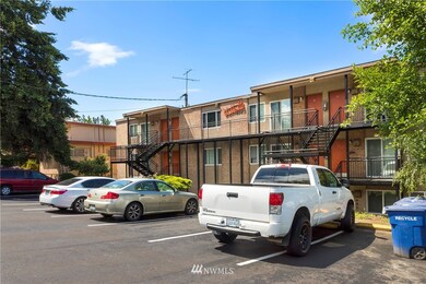 22415 30th Ave S, Des Moines, WA 98198 - photo 2