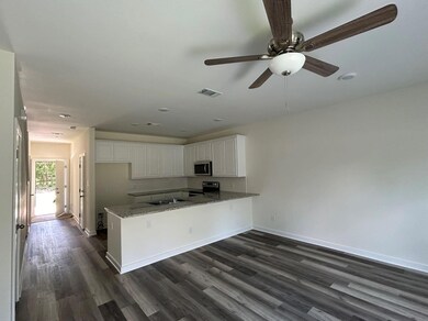 208 Henderson St, Bonham, TX 75418 - photo 2