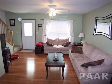 3875 W Palmyra Ct unit 16, Peoria, IL 61604 - photo 2