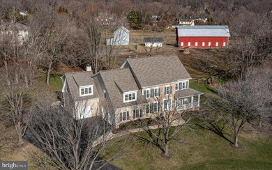 2792 Dylan Schar Ct, Herndon, VA 20171 - photo 3