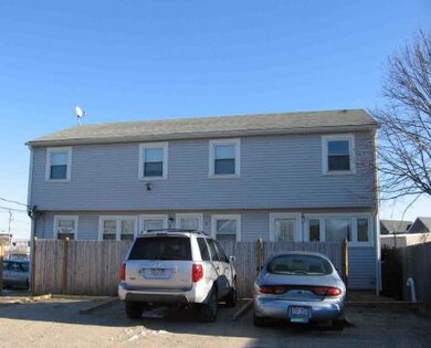 60 Lagoon Pond Rd unit 1-5, Vineyard Haven, MA 02568 - photo 2