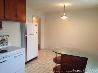 504 Roxie Ave, Fayetteville, NC 28304 - photo 6