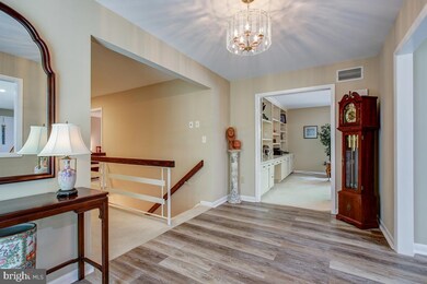 23200 Wilderness Walk Ct, Gaithersburg, MD 20882 - photo 2