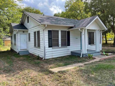 1008 Bodie St, Longview, TX 75601 - photo 2