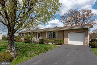 695 Harvey St, West Hazleton, PA 18202 - photo 3