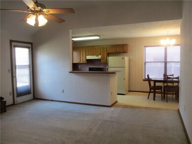 1505 NE 26th St, Moore, OK 73160 - photo 5