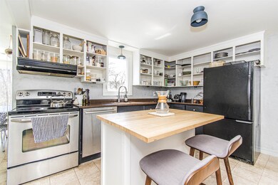 10 Maplewood Ave, Dover, NH 03820 - photo 7