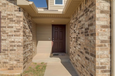 11013 NW 99th St, Yukon, OK 73099 - photo 5
