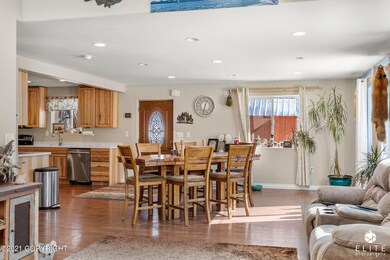 22-web-or-mls-5320 N New Cir (24 of 58)