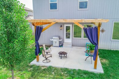 21072 Cooper St, Spring Hill, KS 66083 - photo 6