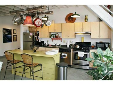 18 Park St unit 304, Saco, ME 04072 - photo 4