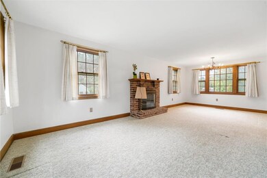 78 Beauview Ave, Nashua, NH 03064 - photo 6