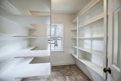 1002 Sue Barnett Dr, Houston, TX 77018 - photo 7