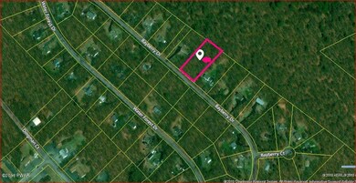 118 Bayberry Dr, Dingmans Ferry, PA 18328 - photo 3