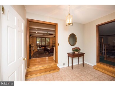 9 Dunbarton Rd, Cherry Hill, NJ 08003 - photo 3