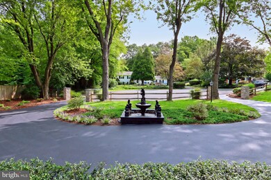 4034 Doveville Ln, Fairfax, VA 22032 - photo 5