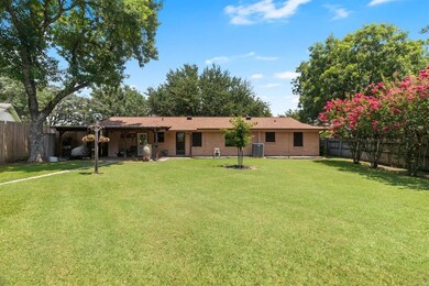 1003 Sunset Dr, Ennis, TX 75119 - photo 5