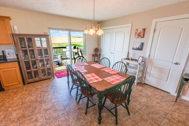 14983 Cochise St, Williston, ND 58801 - photo 6