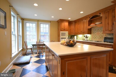 102 Lansdowne Ct, Lansdowne, PA 19050 - photo 5