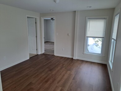 22 Perley St unit B, Concord, NH 03301 - photo 4