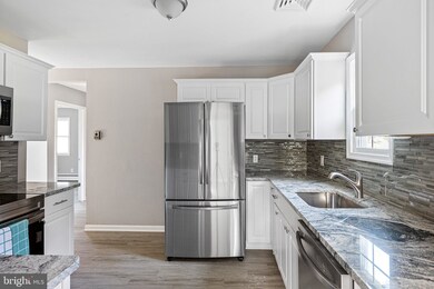 406 S Dupont Rd, Newport, DE 19804 - photo 7