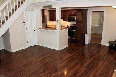 1076 Old Clubhouse Rd, Virginia Beach, VA 23453 - photo 4