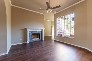 7509 Steward Ln, North Richland Hills, TX 76182 - photo 6