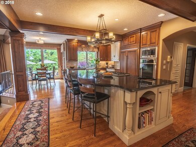 14335 Fosberg Rd, Lake Oswego, OR 97035 - photo 4