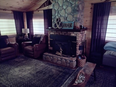 7129 Evergreen Ln, Fennville, MI 49408 - photo 5