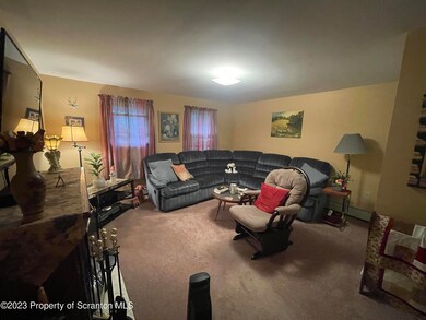 1715 Price St, Scranton, PA 18504 - photo 3