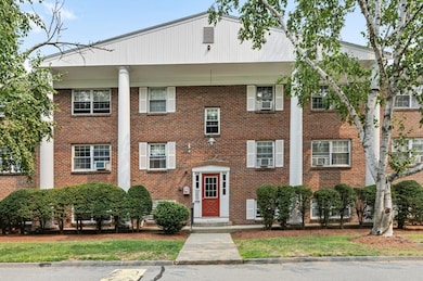 Preston Park Condominiums unit 5F, Wakefield, MA 01880 - photo 2