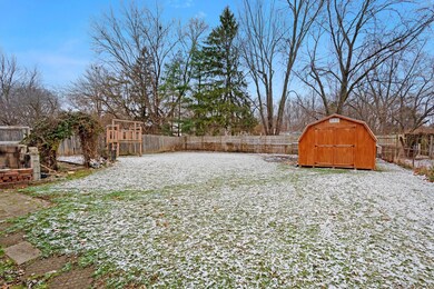 004-730 Mistletoe St