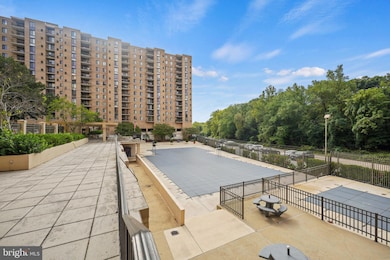 The Carlton unit 1131, Arlington, VA 22204 - photo 5