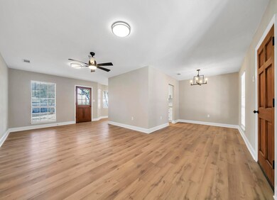 5473 Monterrey Rd, Crestview, FL 32539 - photo 6