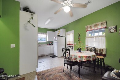 122 M l King Ave, Saint Augustine, FL 32084 - photo 5