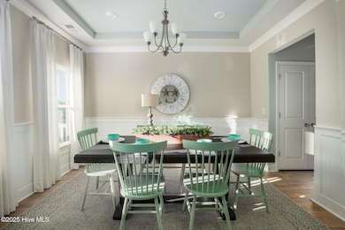 Kensington - Dining 2