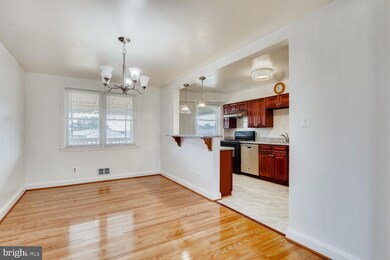 1247 Halstead Rd, Parkville, MD 21234 - photo 4