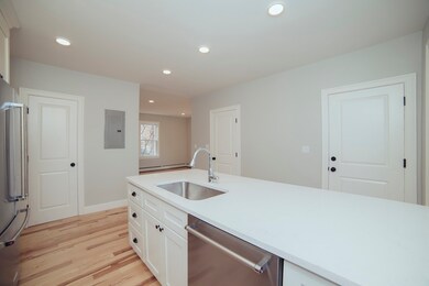 10 Duffley Ct unit B, Chestnut Hill, MA 02467 - photo 7