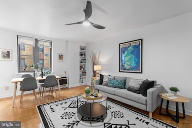 2601 Parkway Condominiums unit 952, Philadelphia, PA 19130 - photo 2