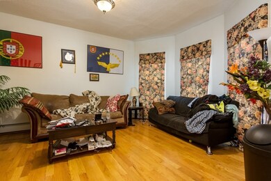 51 Tufts St, Somerville, MA 02145 - photo 4