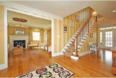 821 Elderberry Ln, West Chester, PA 19380 - photo 3