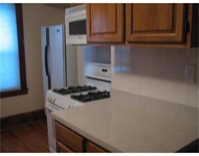 143 Pilgrim Ave, Worcester, MA 01604 - photo 4