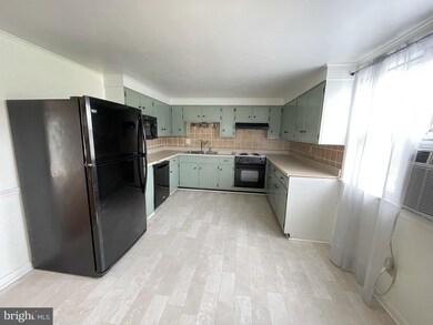 1367 Pleasantview Dr, Chambersburg, PA 17202 - photo 7