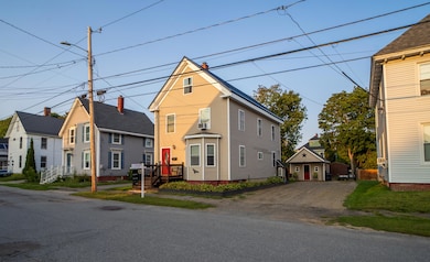 127 Parkview Ave, Bangor, ME 04401 - photo 3