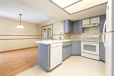 18 Brentwood Dr, Bella Vista, AR 72715 - photo 7