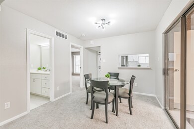 3130 Walnut Bend Ln unit 406, Houston, TX 77042 - photo 6