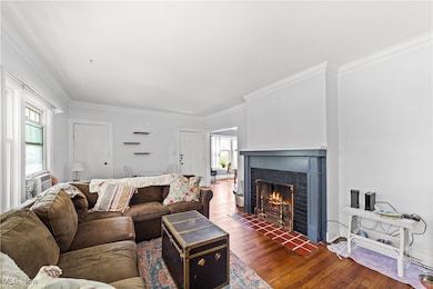 2819 E Derbyshire Rd unit 2, Cleveland, OH 44118 - photo 4