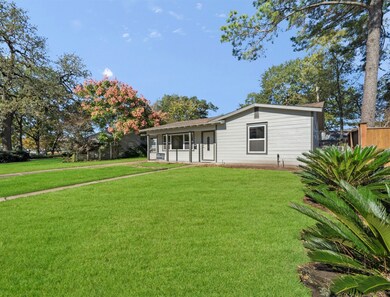 1712 Nina Lee Ln, Houston, TX 77018 - photo 2