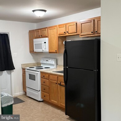 577 Nassau Ave unit 579, Paulsboro, NJ 08066 - photo 3